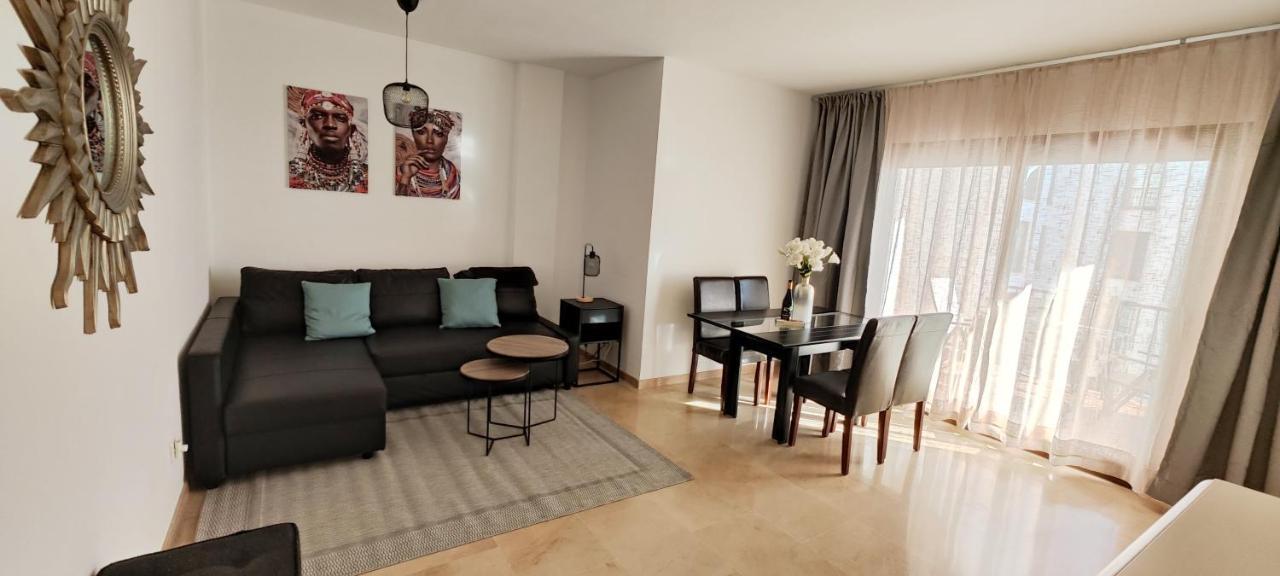 Puerto De La Duquesa Sea View Apartment มานิลบา ภายนอก รูปภาพ